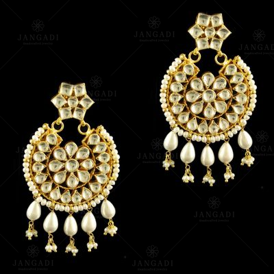 GOLD PLATED KUNDAN AND PEARL BEADS EARRINGS