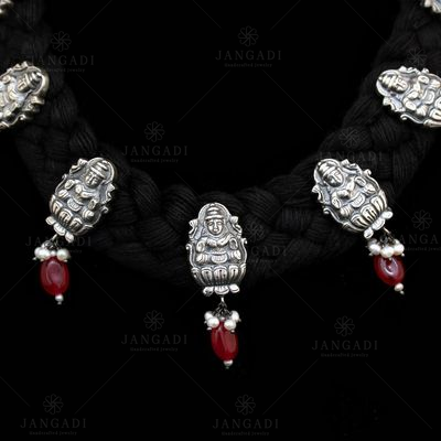 OXIDIZED SILVER RED  CORUNDUM AND PEARL BEADS LAKSHMI THREAD NECKLACE