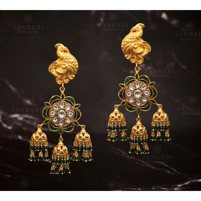 GOLD PLATED FLORAL KUNDAN EARRINGS WITH PEARLS