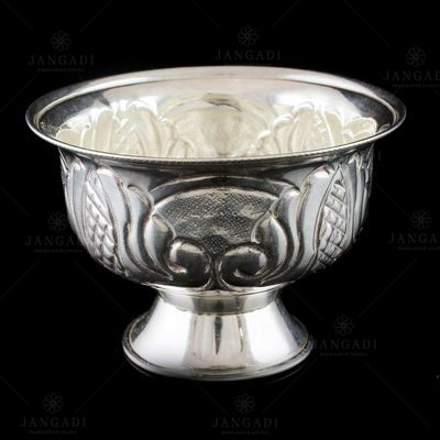 Silver sandle cup