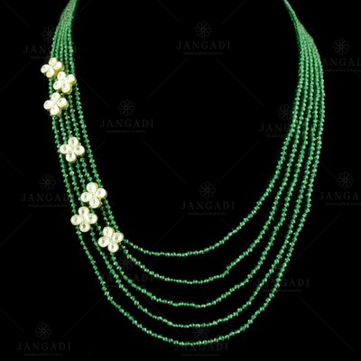 GOLD PLATED KUNDAN AND GREEN HYDRO BEADS NECKLACE